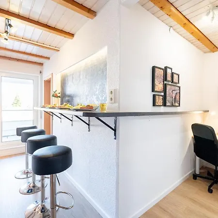 6 People Near Basel & Black Forest, Stylish, Functional Apartmán Steinen (Lorrach)